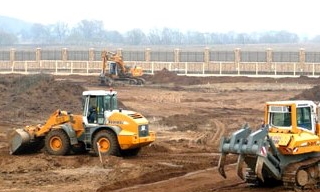 Планировка участка бульдозером в Таганроге от 937 руб. Цены за м2 - 2Землекопа-Тгн