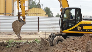 Выкопать яму экскаватором в Таганроге от 937 руб. - 2Землекопа-Тгн